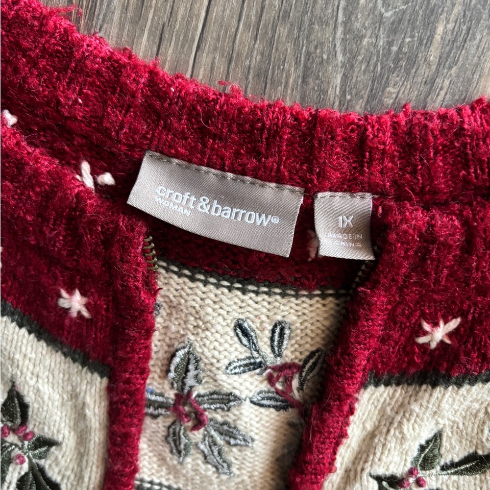 Vintage Croft & Barrow Christmas Sweater with zip closure - Picture 3 of 4